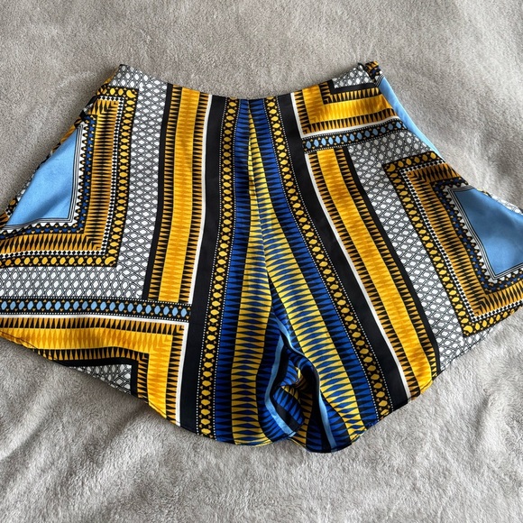 Pretty Little Thing Blue and Yellow Satin Tribal Print Two-Piece Set/Coord Set - Picture 4 of 9